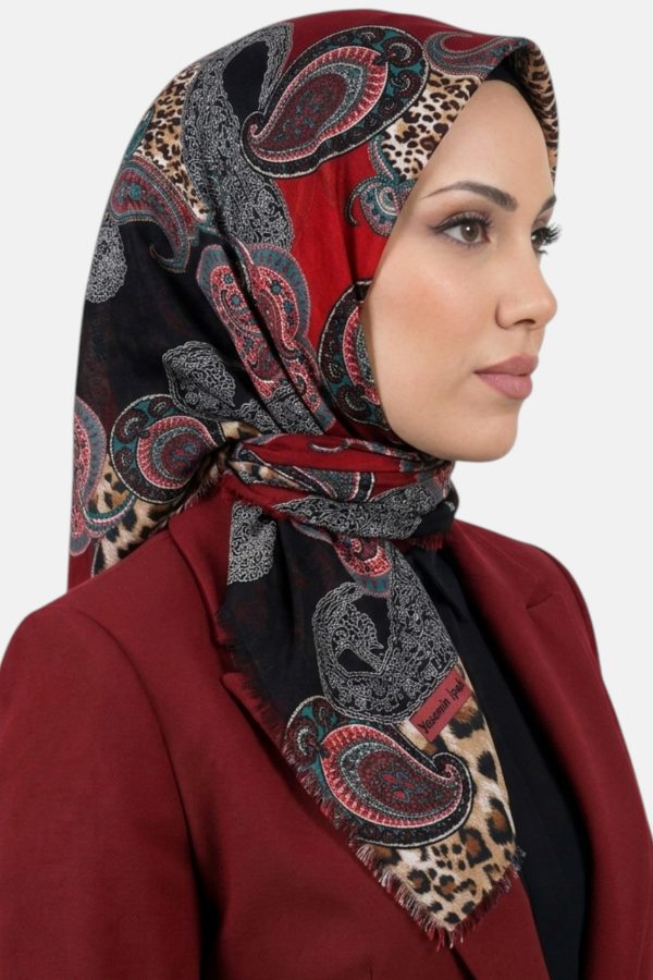 0dac957d17af439498175b71af59e7de.jpg Yasemin Desenli Flamlı Dimi Eşarp 6538-10
