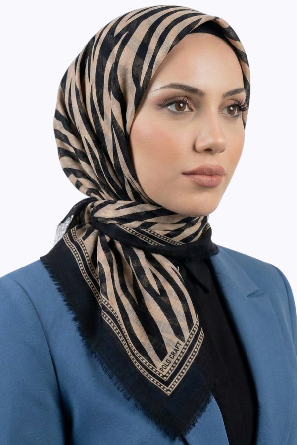 12550169f905425abbd096cb1642a8d6.jpg Desenlı Flamlı Eşarp 6518-3