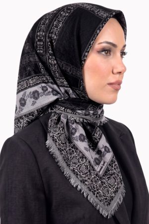 1544b1d308b147bdb767833fbf94e0d0.jpg Yasemin Desenli Flamlı Dimi Eşarp 6532-1