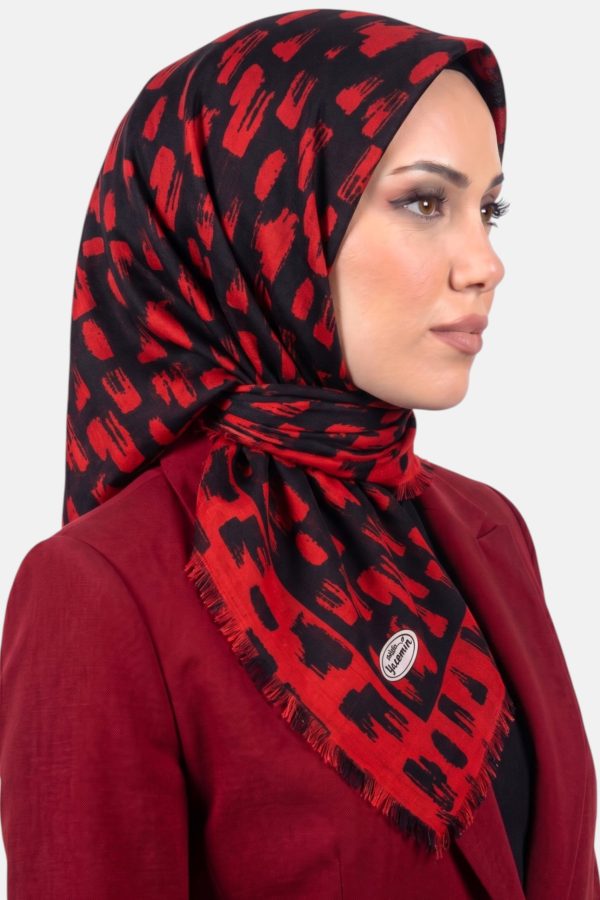 2e286d16255c404d8245466a62131c19.jpg Yasemin Desenli Flamlı Dimi Eşarp 6531-25