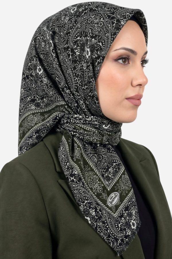 36153da76dd94f64bb07180f858b85cc.jpg Yasemin Desenli Flamlı Dimi Eşarp 6536-29