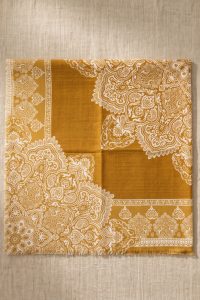 Yasemin  Desenli Flamlı Dimi Eşarp 6540-23