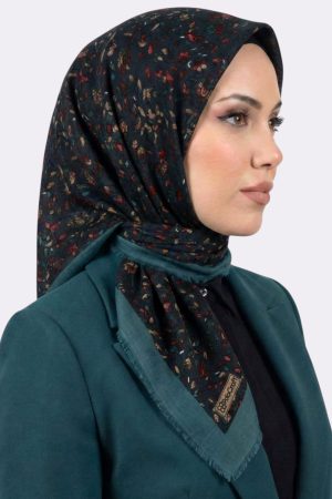 4ed647ae7f644094aefd8271a99f07bb.jpg Desenli Flamlı Eşarp 6525-4