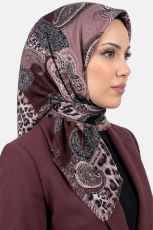 59706a2d070346698fc9aafd36b05a26.jpg Yasemin Desenli Flamlı Dimi Eşarp 6538-11