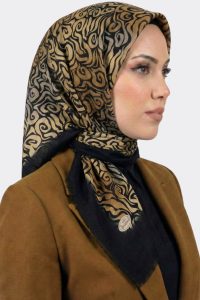 Yasemin İpek Desenli Flamlı Eşarp 6528-12