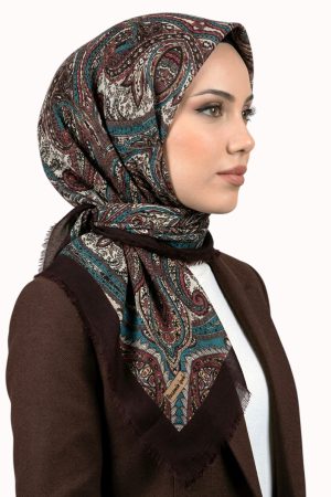 78a5738092134f20a4a4520f1a84b0e8.jpg Desenli Flamlı Eşarp 6520-16