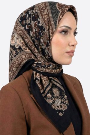 8a38fc525add46b098c6cfa9ee2a1157.jpg Desenli Flamlı Eşarp 6524-24