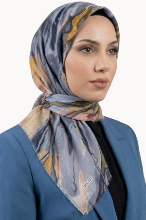 998fe58ddf8346eebee585a416e8a39f.jpg Desenlı Flamlı Eşarp 6516-18
