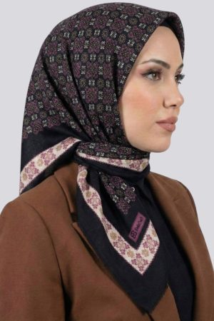 a255486a297844e1a7ac8506bd5d0e39.jpg Desenli Flamlı Eşarp 6522-3