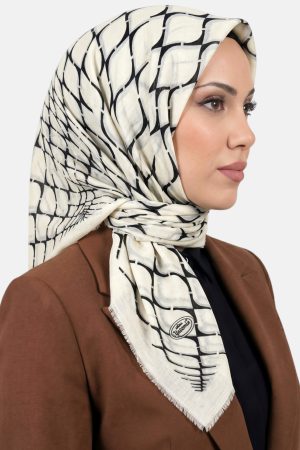 a4229334130e491aa8bb7d1ad80725be.jpg Yasemin Desenli Flamlı Dimi Eşarp 6535-16