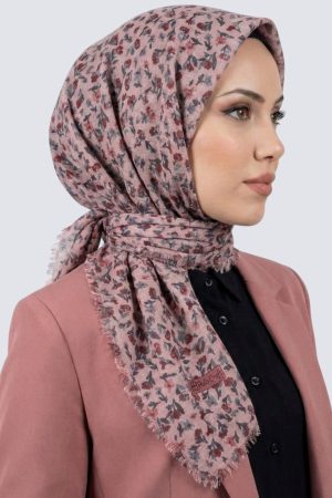 a73d58fe98764d7aa5abb499449a57b0.jpg Desenli Flamlı Eşarp 6515-16