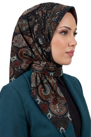 ada2eb1a70ed423d9b596a425466f2bc.jpg Yasemin Desenli Flamlı Dimi Eşarp 6537-12