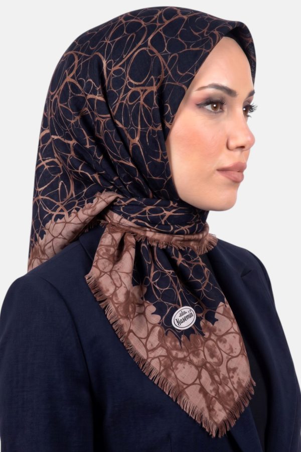 bb723a8bc0dd49dab8268314f8d6bc34.jpg Yasemin Desenli Flamlı Dimi Eşarp 6534-19
