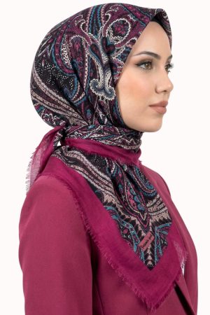 cc48f8dc30cb45419fb0a397189d0a05.jpg Desenli Flamlı Eşarp 6520-19