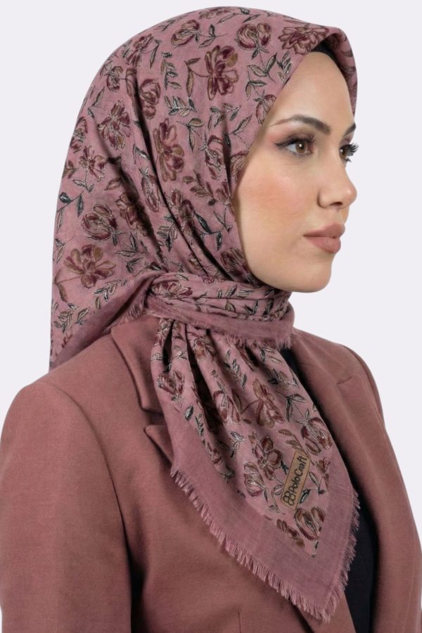 d59edbff1c7b41ea84dacb3d2c9b3bc1.jpg Desenli Flamlı Eşarp 6526-12