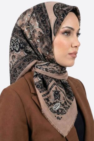 d8d63db5f1754e30a5b02969626a4e18.jpg Desenli Flamlı Eşarp 6524-27