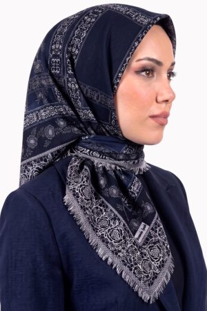 decf0ee311d8428999111cb7499ffb62.jpg Yasemin Desenli Flamlı Dimi Eşarp 6532-12