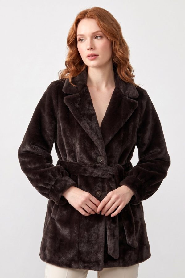 15f1d7bfd7224e2395471cdf7197c4a4.jpg Peluş Kuşaklı Kısa Kaban 20127-3