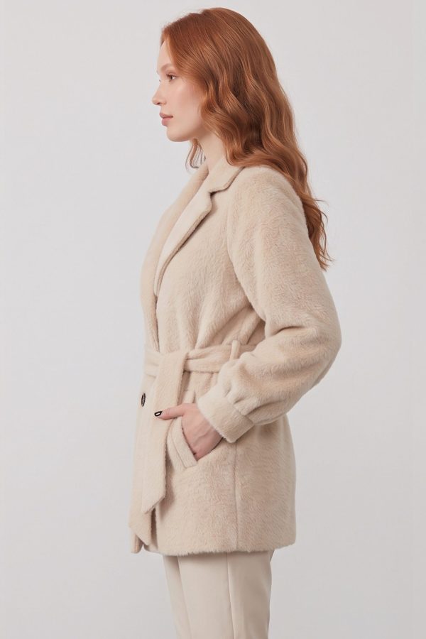 ba03fd3562d146b5844fff3000fe32e8.jpg Peluş Kuşaklı Kısa Kaban 20127-1
